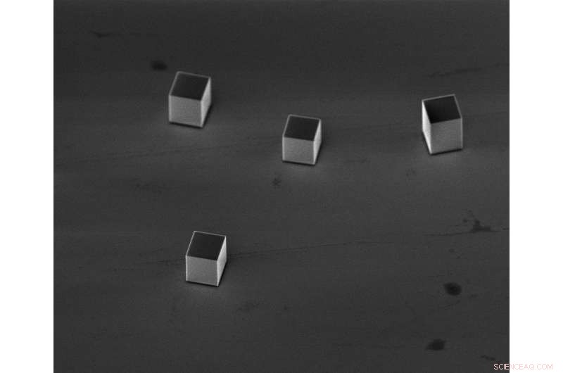 Micro‑Metallic Cubes Gain Strength When Impacted – Rice University Study