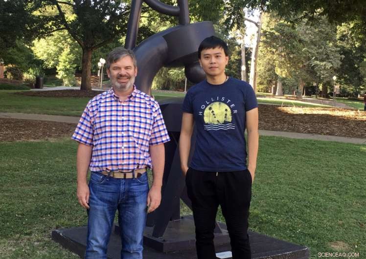 Nanoparticle Buckyswitches Revolutionize Fluorescence Microscopy