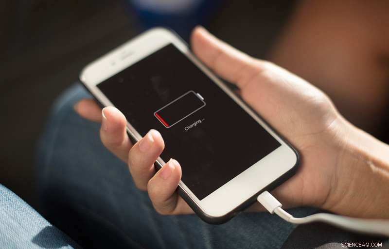 Scientists Accelerate Development of Next-Gen High-Capacity Batteries