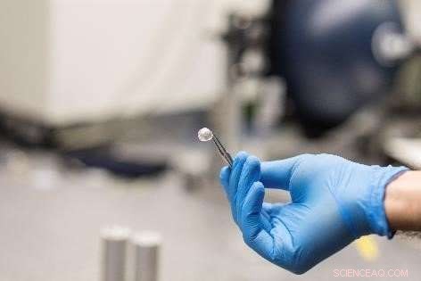 Quantum-Dot White LEDs Reach Record Efficiency, Boosting Energy Savings
