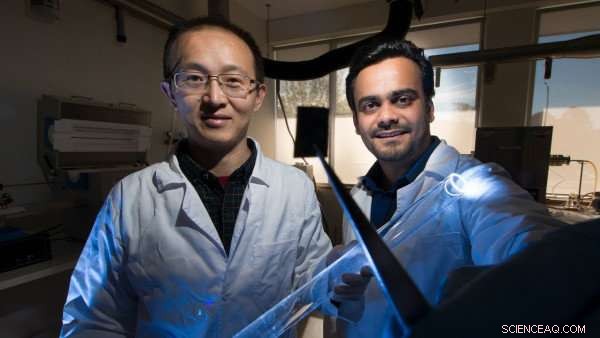 Hybrid Semiconductor Paves the Way for Flexible, Energy‑Efficient Mobile Displays