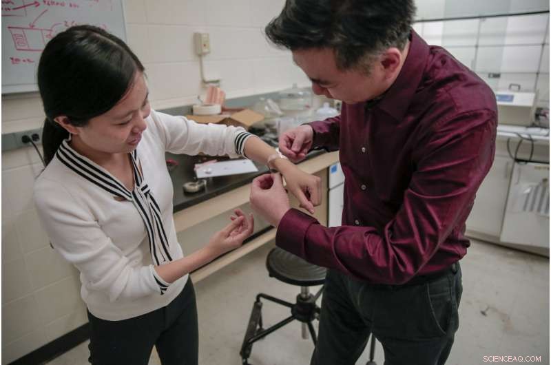 UW-Madison s Breakthrough: Self-Powered Bandage Harnesses Body Motion for Rapid Wound Healing