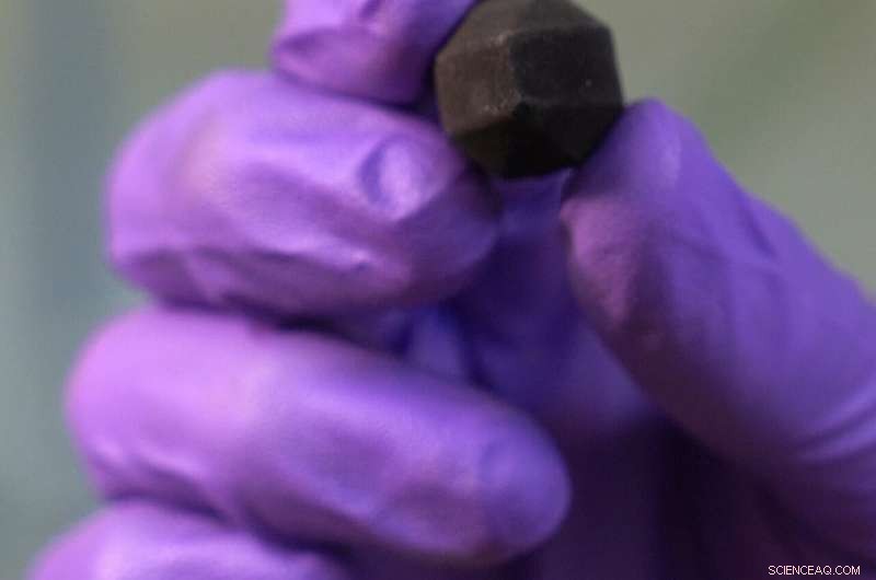 Rice University Discovers PTFE Stir Bars Alter Nanotube Chemistry in Billups-Birch Reduction