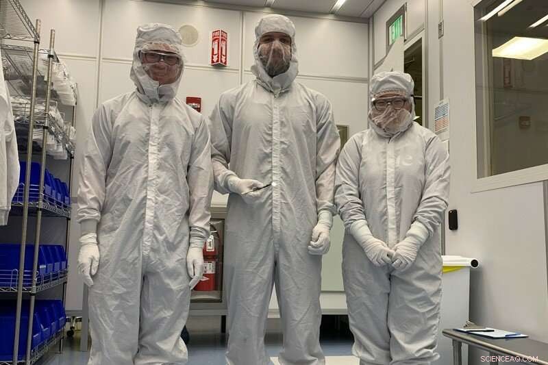 Graphene‑Silicon Photonic Devices: Cutting‑Edge Research Unlocks Faster, More Efficient Communication