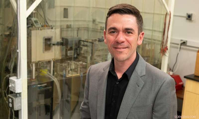 Silicon Chip Converts Excess Heat Into Extra Power—A Breakthrough by Utah Engineer