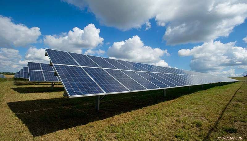 Nanowire Arrays Could Boost Solar Cell Efficiency