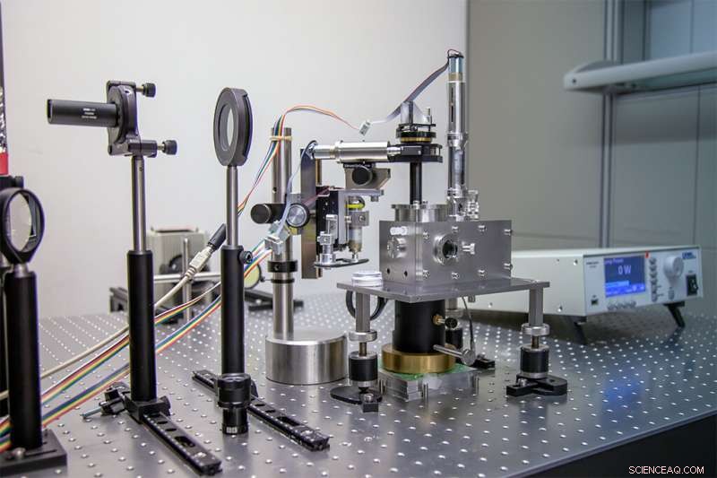 Quantum Effects Disrupt Hydrophobic Water Layers