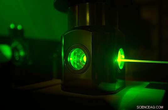 LMU Chemists Achieve Light-Activated Nanomachine Motion