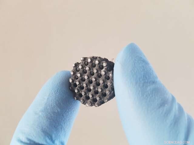 Durable, 3D‑Printed Graphene Sensor for Wearable Tech