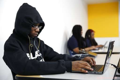 Digital Learning Tools in Schools Spark Praise and Debate