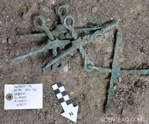 Intact Mycenaean Tomb Discovery Reveals Ancient Funerary Secrets