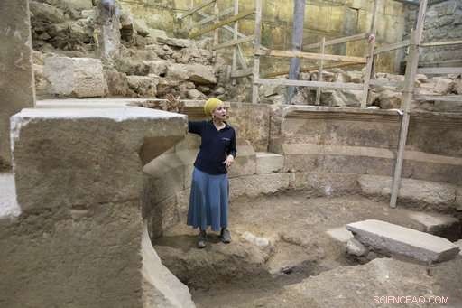 Ancient Roman Theater Unearthed Beneath Jerusalem’s Western Wall