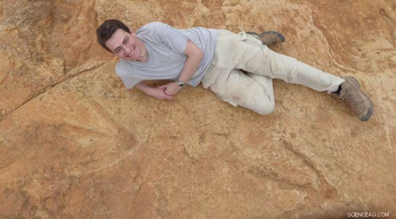 Massive Carnivorous Dinosaur Footprints Discovered in Southern Africa, Dating 200 Million Years Ago