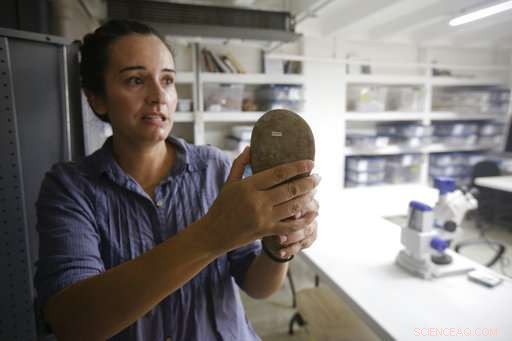 Panama s Pre-Hispanic Golden Artifacts: Securely Hidden from Public View