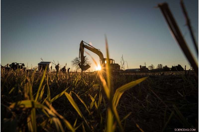 Additional Ice Age Mammoth Bones Discovered at Chelsea Farm, Advancing Paleontological Research