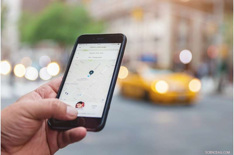 New Research Reveals 7% Pay Gap Between Male and Female Uber Drivers