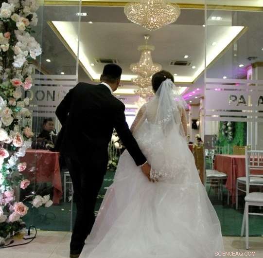 Vietnam s Wedding Market: Renting Grooms and Guests to Meet Family Expectations