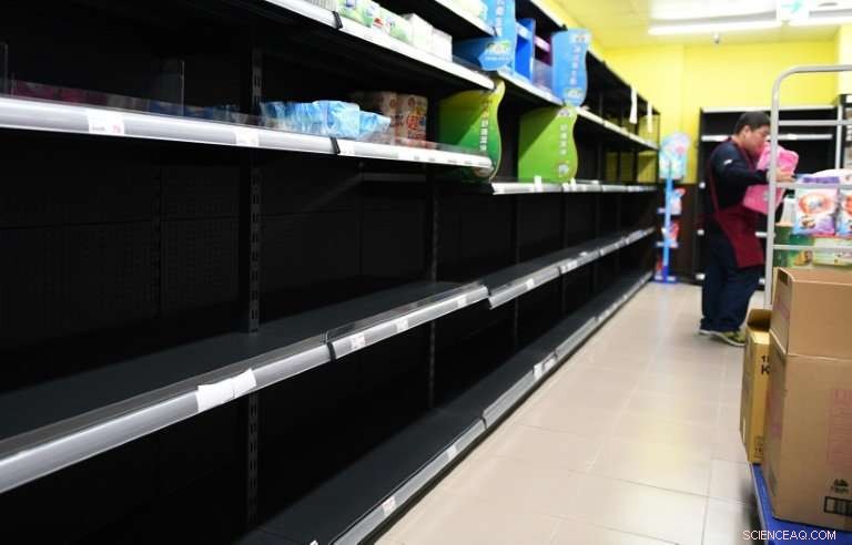 Taiwan Calls for Calm Amid Toilet Paper Panic Buying