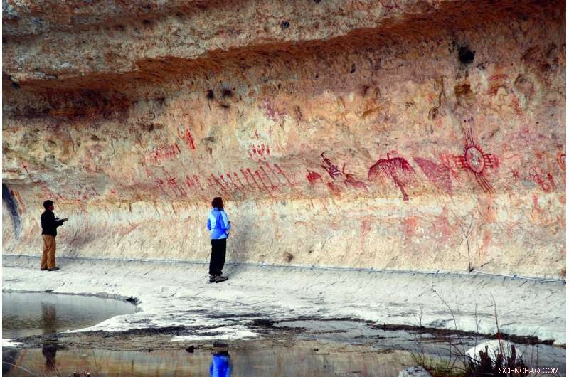 Rock Shelters  Echoes: How Acoustic Properties Influenced Prehistoric Art Sites