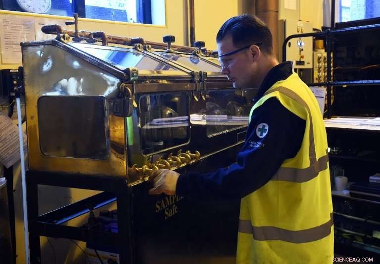 Flavored Low‑Alcohol Scotch: Distilleries Test the Limits