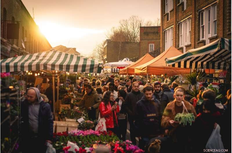 Living in Diverse Neighborhoods Boosts Community Helpfulness: Here’s the Evidence