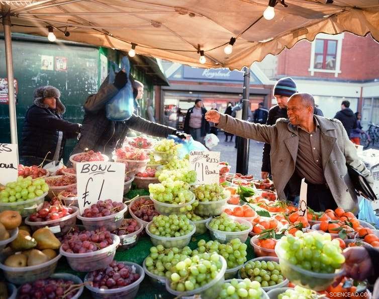 Living in Diverse Neighborhoods Boosts Community Helpfulness: Here’s the Evidence