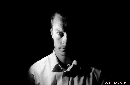 Men Punish More Than Women, Study Finds: Gender Differences in Cooperation and Payoffs