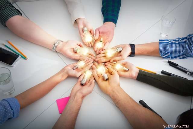 Study Finds Incentivized Students Match Self-Motivated Peers in Innovation