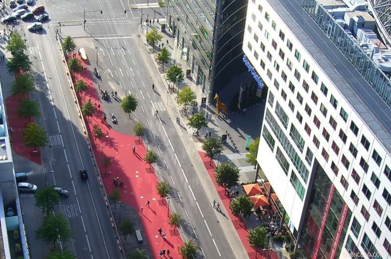 The Paradox of Homogenization in European Public Spaces