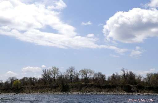 Erosion Uncovers Human Remains on New York’s Hart Island