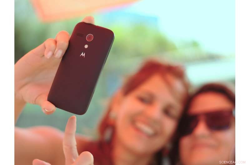 UCL Study Finds UK Teens Prefer Social Media and Gaming Over Homework