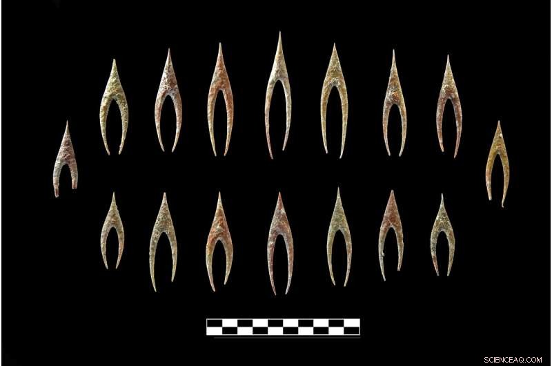 Valencina: Spain s Premier Radiocarbon-Dated Site in Recent Iberian Prehistory