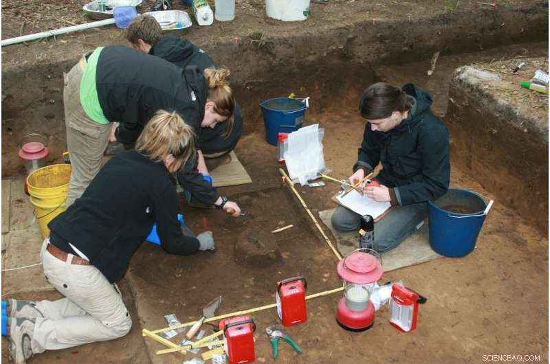 Copper Band Unearthed Reveals Extensive Trade Networks Among Ancient Native Americans