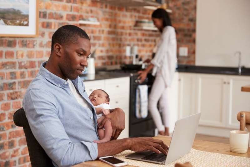 New Fathers Turn to Social Media to Navigate Their Roles