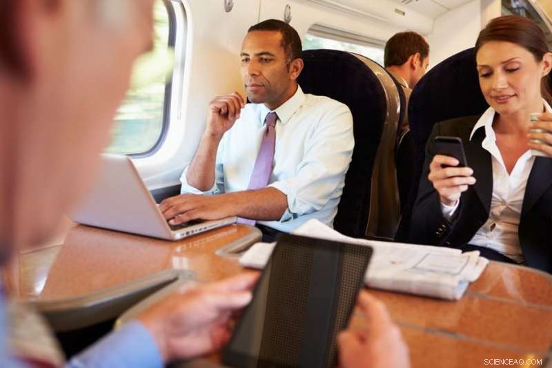 Reclaim Your Commute: Why Working On-The-Go Is Counterproductive