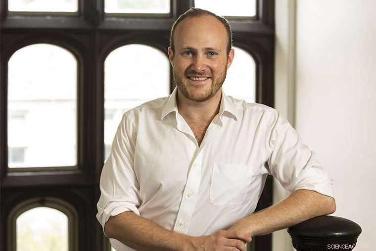 Steven Frankel Applies Dynamical Systems to Reveal Hidden Structures in Space Geometry