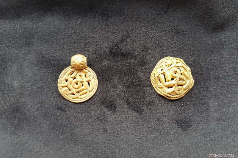 Archaeologists Reveal Rare Iron Age Gold Hoard Unearthed in Hjarnø Field