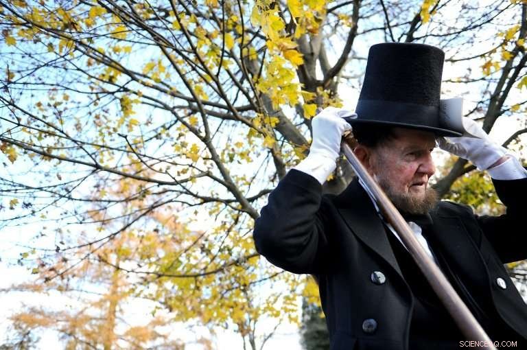 Museum Investigates Authenticity of Abraham Lincoln s Stovepipe Hat