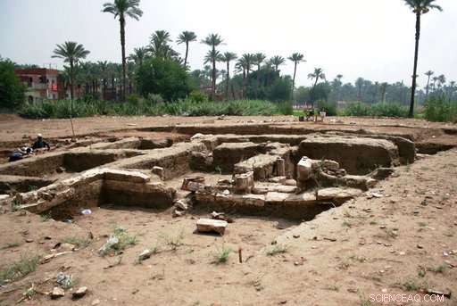 Egyptian Archaeologists Uncover Massive Ancient Roman Bath in Mit Rahina