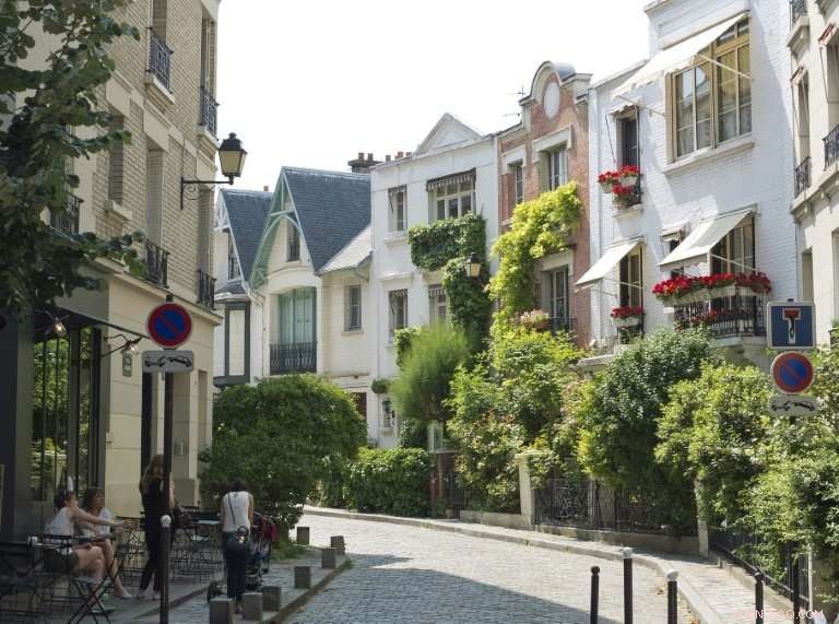 How Mass Tourism Threatens the Authentic Spirit of Montmartre