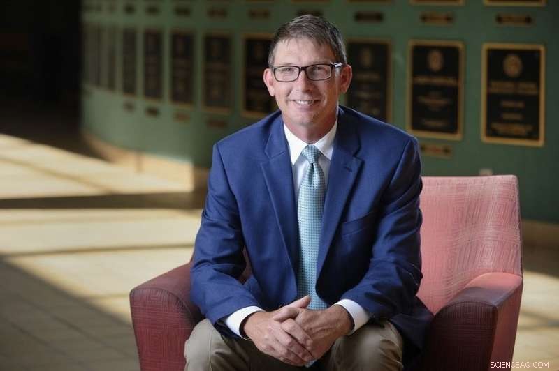 Study Reveals How Employee Incentives May Foster Unethical Workplace Behavior