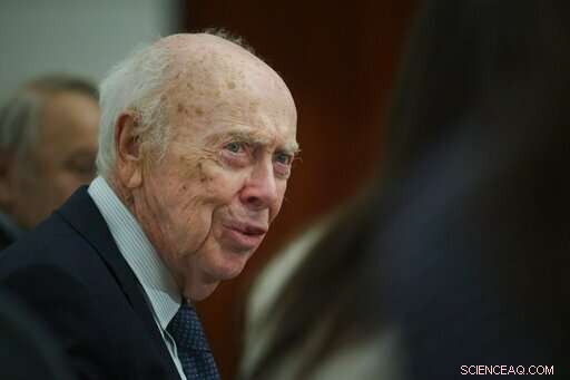 Lab Revokes Honors from Controversial DNA Pioneer James Watson