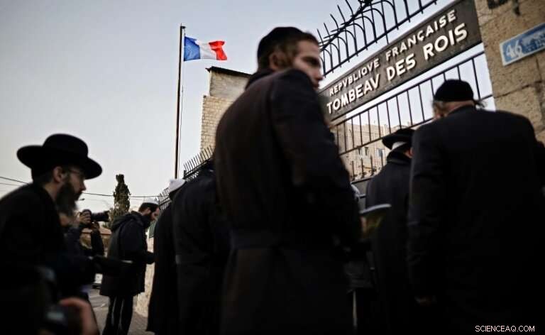 Inside Jerusalem’s Tomb of the Kings: A Rare Ancient Discovery
