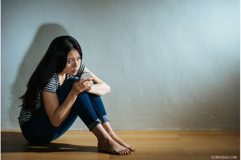 Migrant Women Face Heightened Risk of Tech‑Based Domestic Abuse