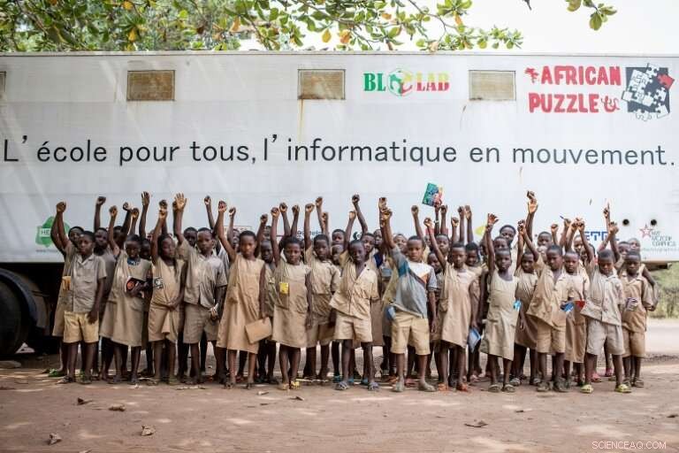 Mobile Classroom Brings Computers to Rural Benin Schools