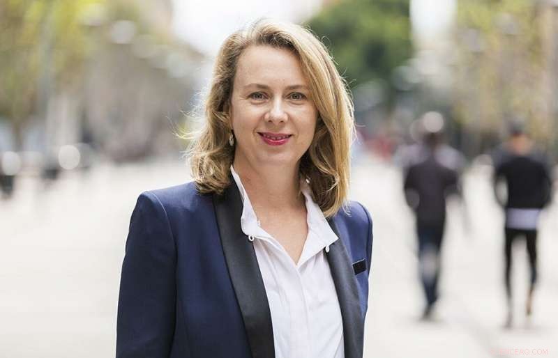 Why Are So Few Girls Pursuing Careers in Construction? Trends, Challenges, and Pathways