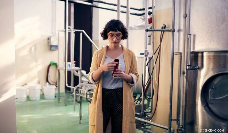 Does the Brewer’s Gender Affect Your Beer Taste? New Study Reveals Surprising Insights