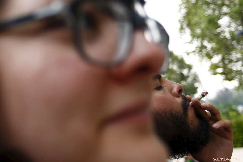 Women Show More Conservative Views Than Men on Marijuana Legalization