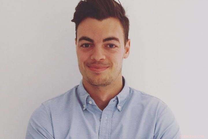 Study Finds Encouraging Party Supporters to Use Postal Voting Fails to Boost Participation