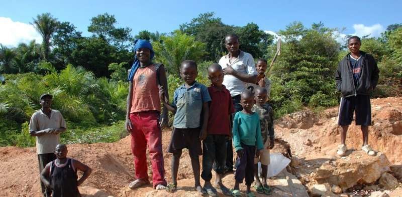 How Blockchain Can Combat Modern Slavery in Supply Chains – A Realistic Outlook